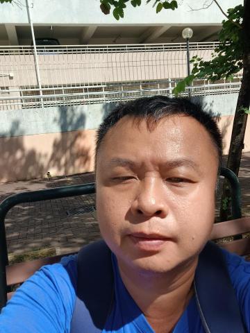 鄭子鍵 - 在太陽下，我們有歹和善的交織
光和影，字和句都可在我們日後合作的火花