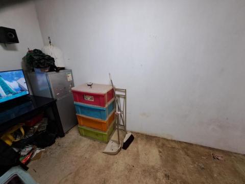 Tsz Yat Angus Ng - 大型家居清潔 後2 Tsz Yat Angus Ng - 大型家居清潔 後2