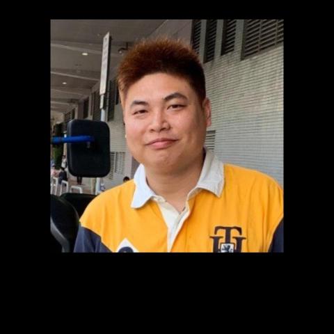 提供士波令小型工程服務的專家張先生