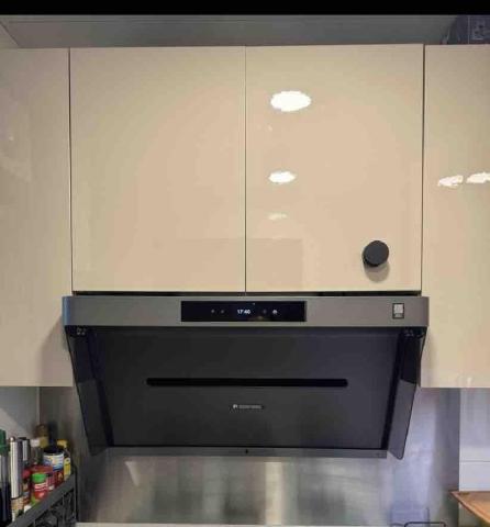 黃鈎全 - 抽油煙機