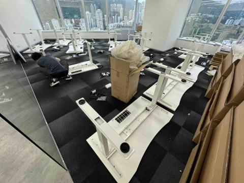 CP RATIO SERVICE - 訂造辦公室傢俬 — 員工電動升降台