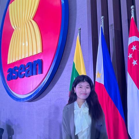 提供香港小提琴教學服務的專家Rosaline Ho