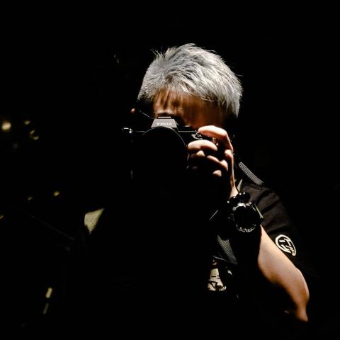 提供插畫師工作服務的專家薰