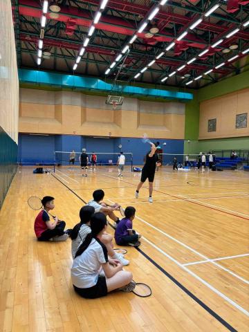 Yip sir 私人羽毛球教練 - 