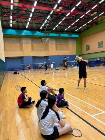 Yip sir 私人羽毛球教練 - 