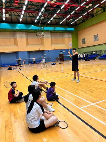 Yip sir 私人羽毛球教練 - 