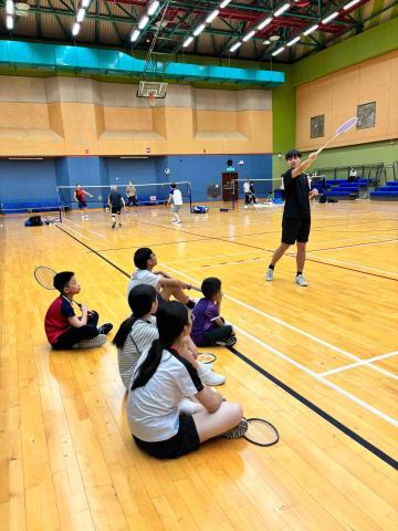 Yip sir 私人羽毛球教練 - 