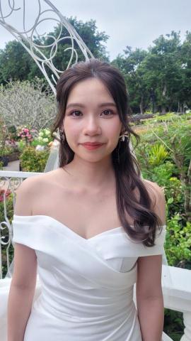 EmShineLightMakeUp - 