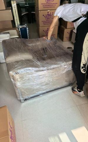 皇冠優越搬屋有限公司 - 