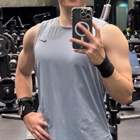 The pros providing anytime fitness personal trainerEric hou