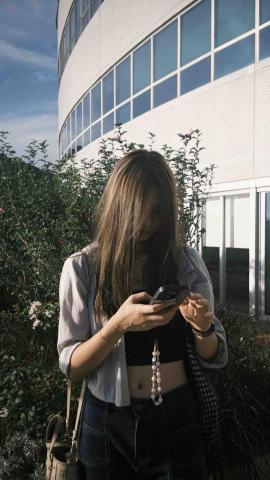 提供紀錄片剪輯服務的專家Eugenia