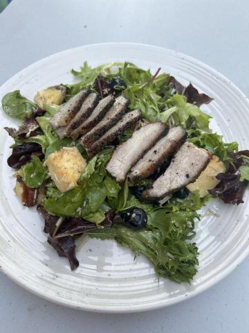 Heidi Soo - Halloumi salad with grilled organic pork jowl. High in protein and poly saturated fats best for keto therapy 