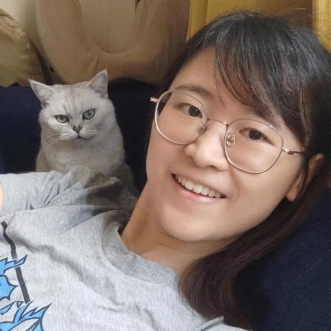 提供陪 月服務的專家Joey