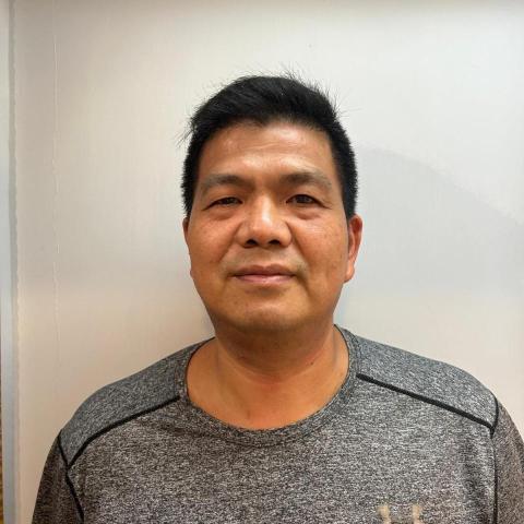 提供假天花鋁片服務的專家許嘉賓