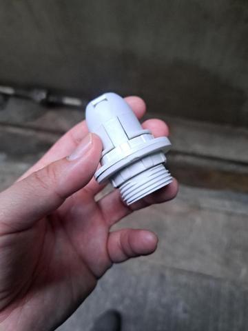 Tsz Yat Angus Ng - 買配件