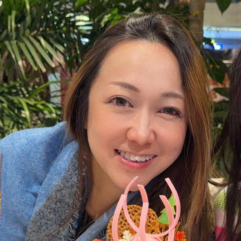 提供天水圍補習老師服務的專家Becky