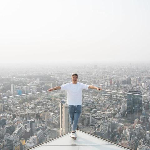 提供男按摩師傅服務的專家盧傅芳