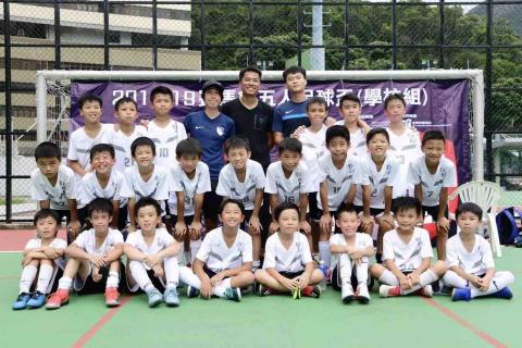 Nia Ying - 2019 聖士提反書院附屬小學足球隊