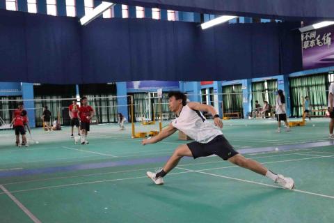 Long sir 私人羽毛球教練 - 