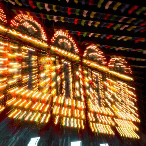 提供日语翻译中文服務的專家Hohowong Hoho