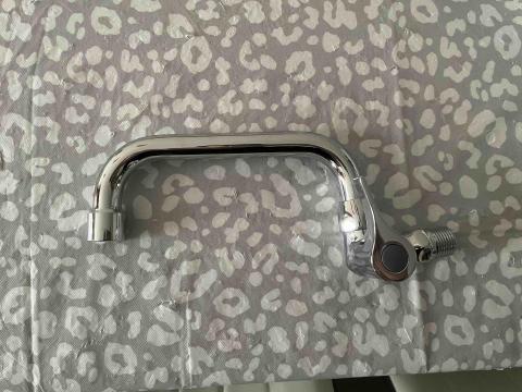 梁 師傅 - 入牆式 龍頭