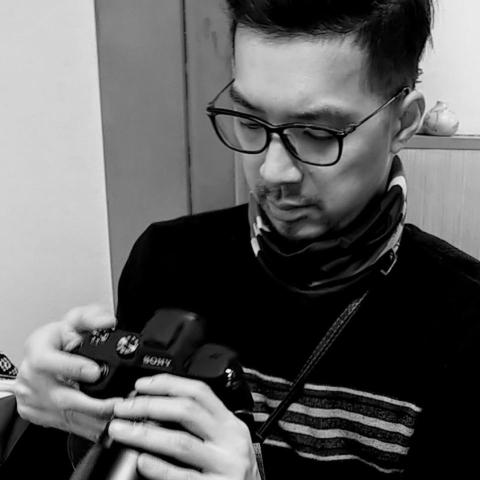 提供選擇服務的專家S Creative