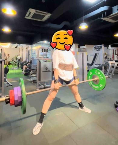Woody_fitness（曾為超過100名客戶增肌減脂） -  學員完成85kg硬拉5次