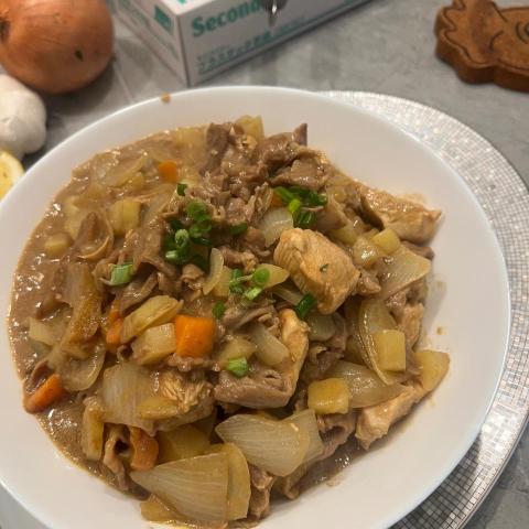 提供裁縫館服務的專家一家 廚房