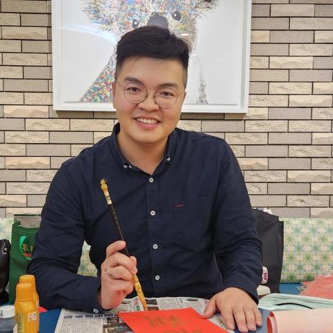 提供西洋書法服務的專家Jensen LEE