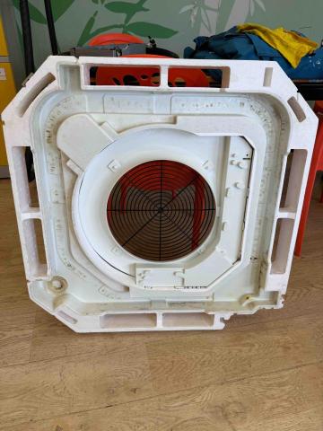 百順冷氣工程有限公司 - 天花機/四面出風 清洗後