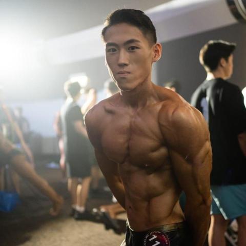 提供長沙灣補習社服務的專家Kelvin Ng