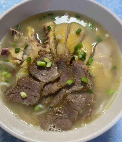 鄭善雲 - 越南河粉