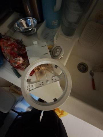 Tsz Yat Angus Ng - 拆除舊款火牛燈，以及傳統LED火牛射燈