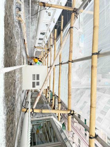 展翅工程有限公司 - 更換唐5樓至天台生鏽水管