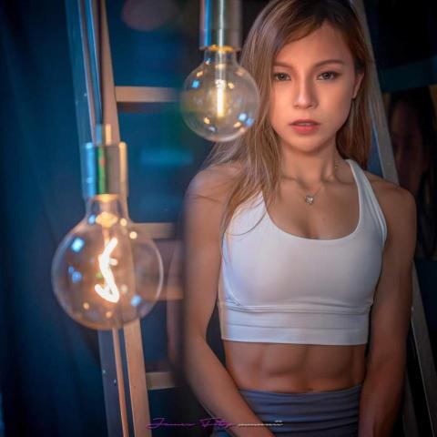 Yanesspoon  - 提供拉筋班的專家